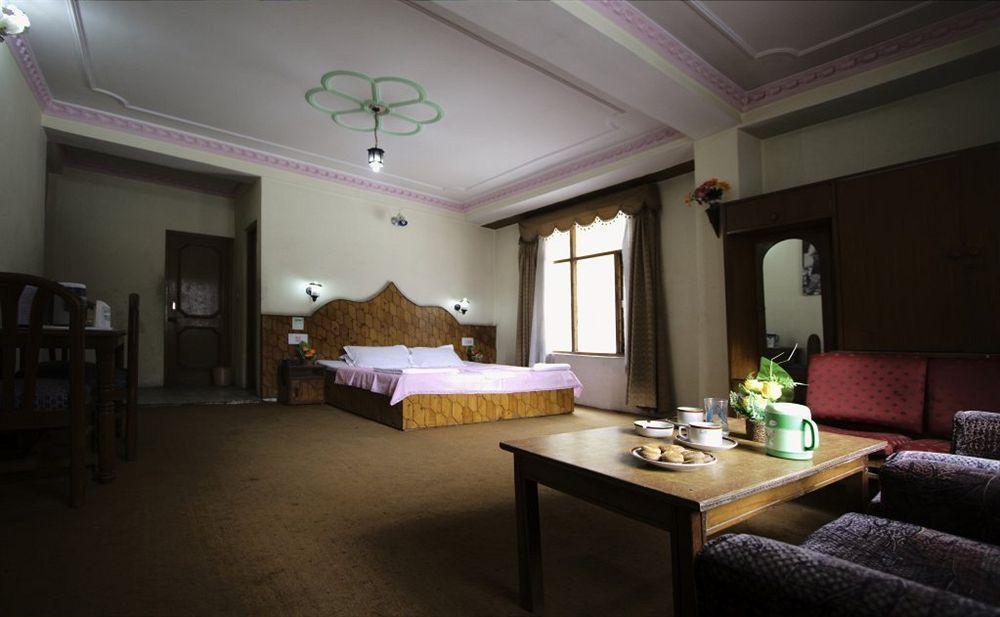 The Shivalik Hotel Manali  Exterior photo