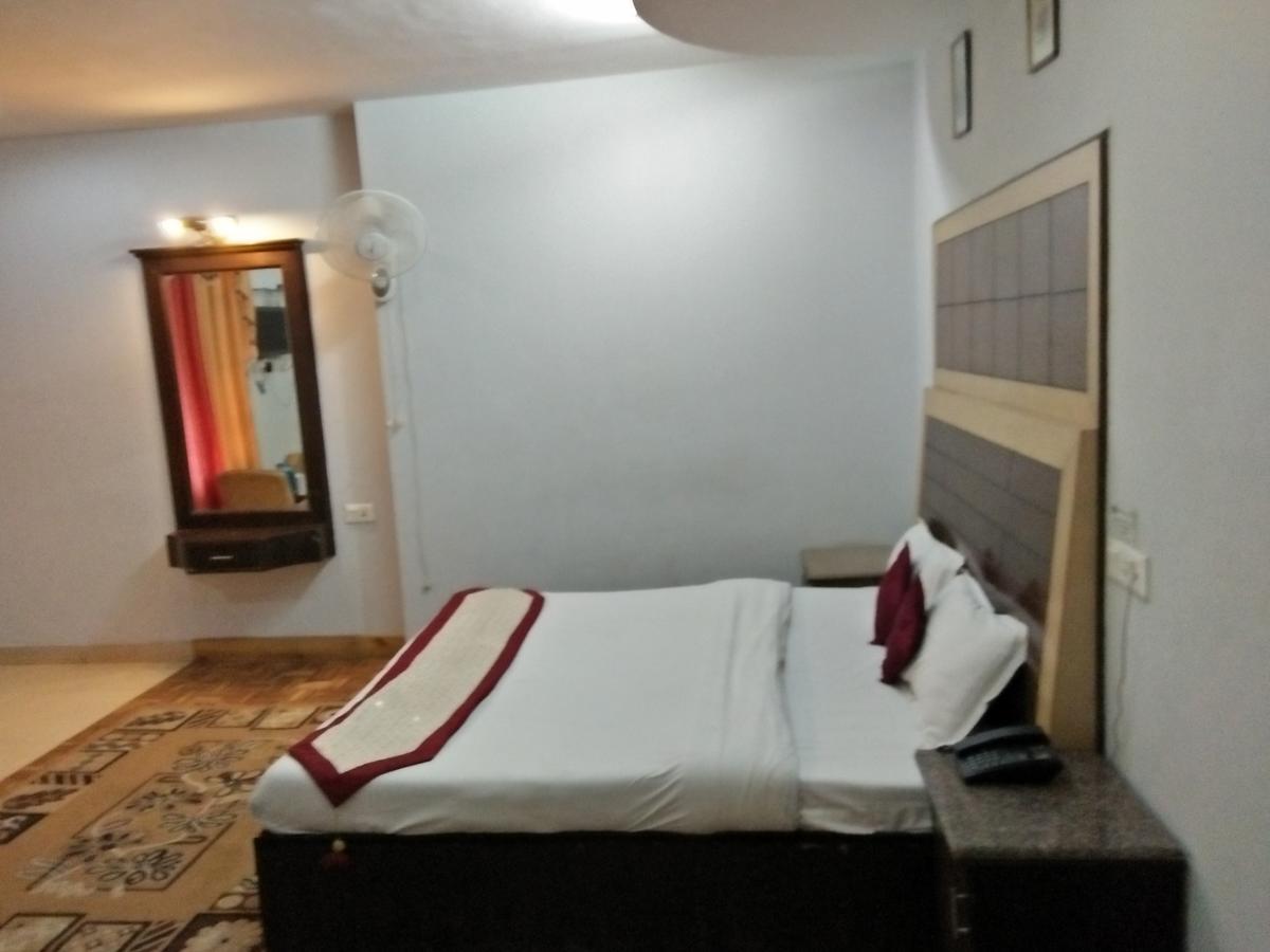 The Shivalik Hotel Manali  Exterior photo