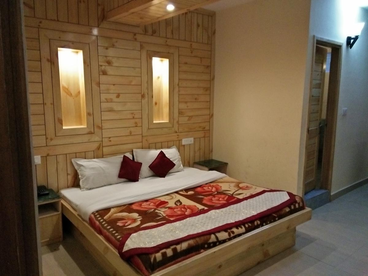 The Shivalik Hotel Manali  Exterior photo