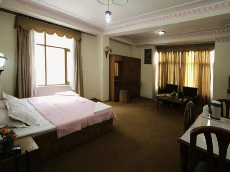 The Shivalik Hotel Manali  Exterior photo