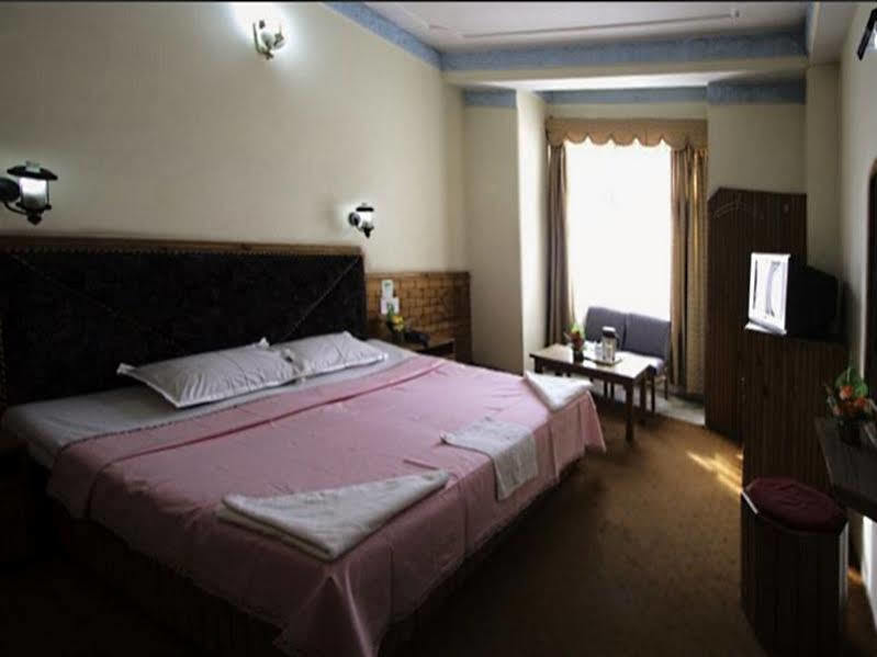 The Shivalik Hotel Manali  Exterior photo